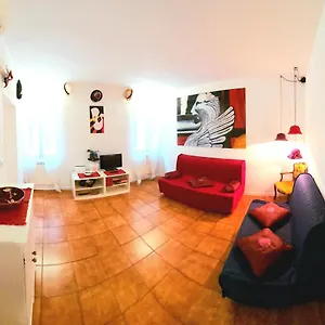 Apartment The Hatter's 