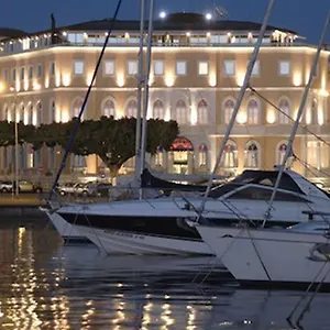 grand-hotel-ortigia.sicilyhotelsitaly.net/