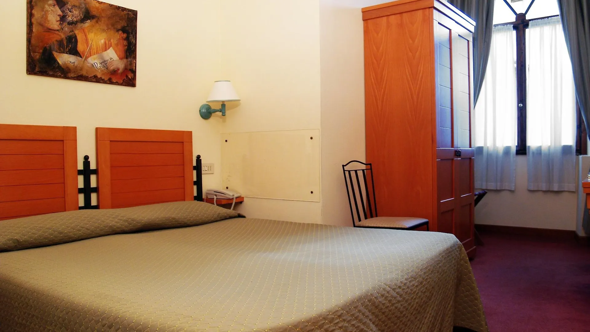 Hotel Botticelli فلورنس