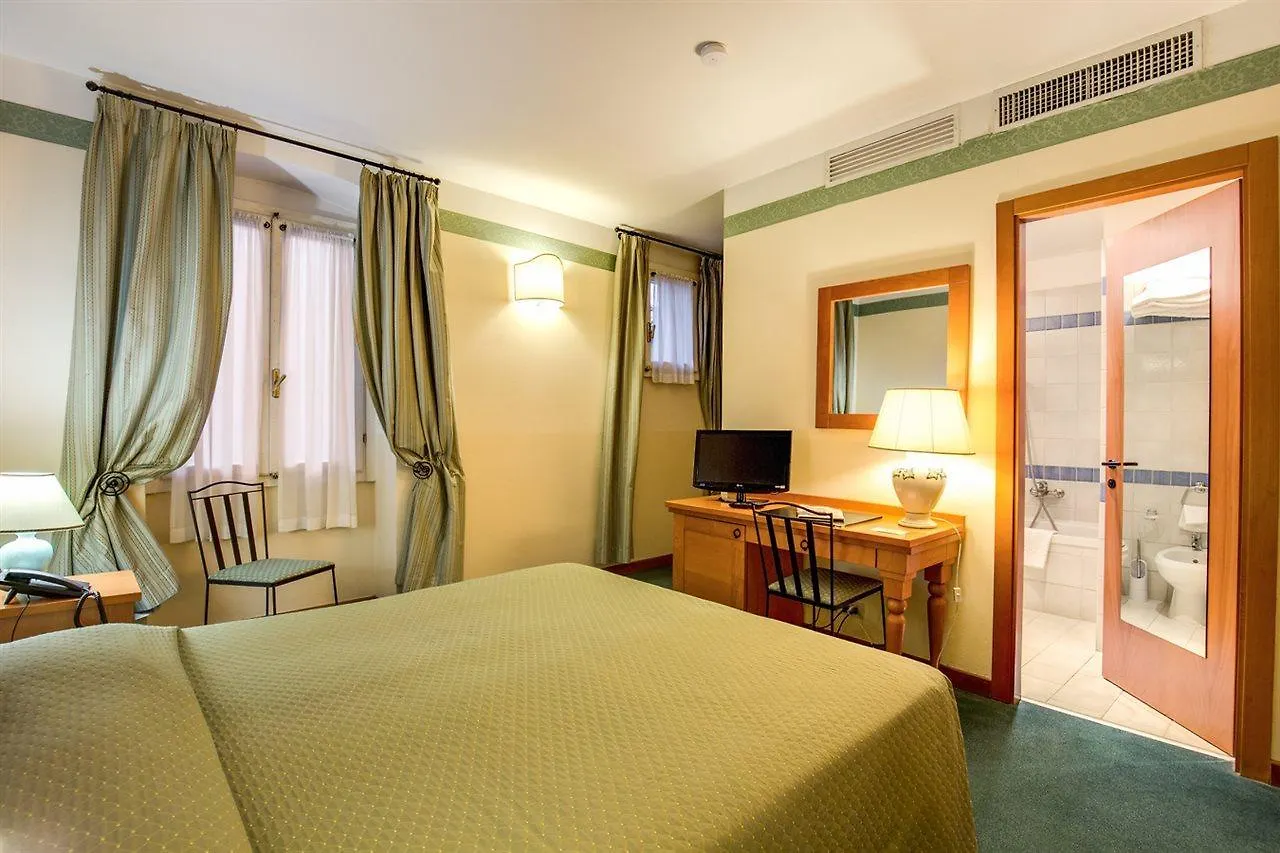 Hotel Botticelli Флоренция