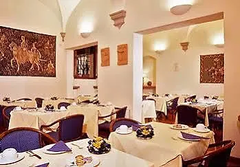 Hotel Botticelli فلورنس 4*,